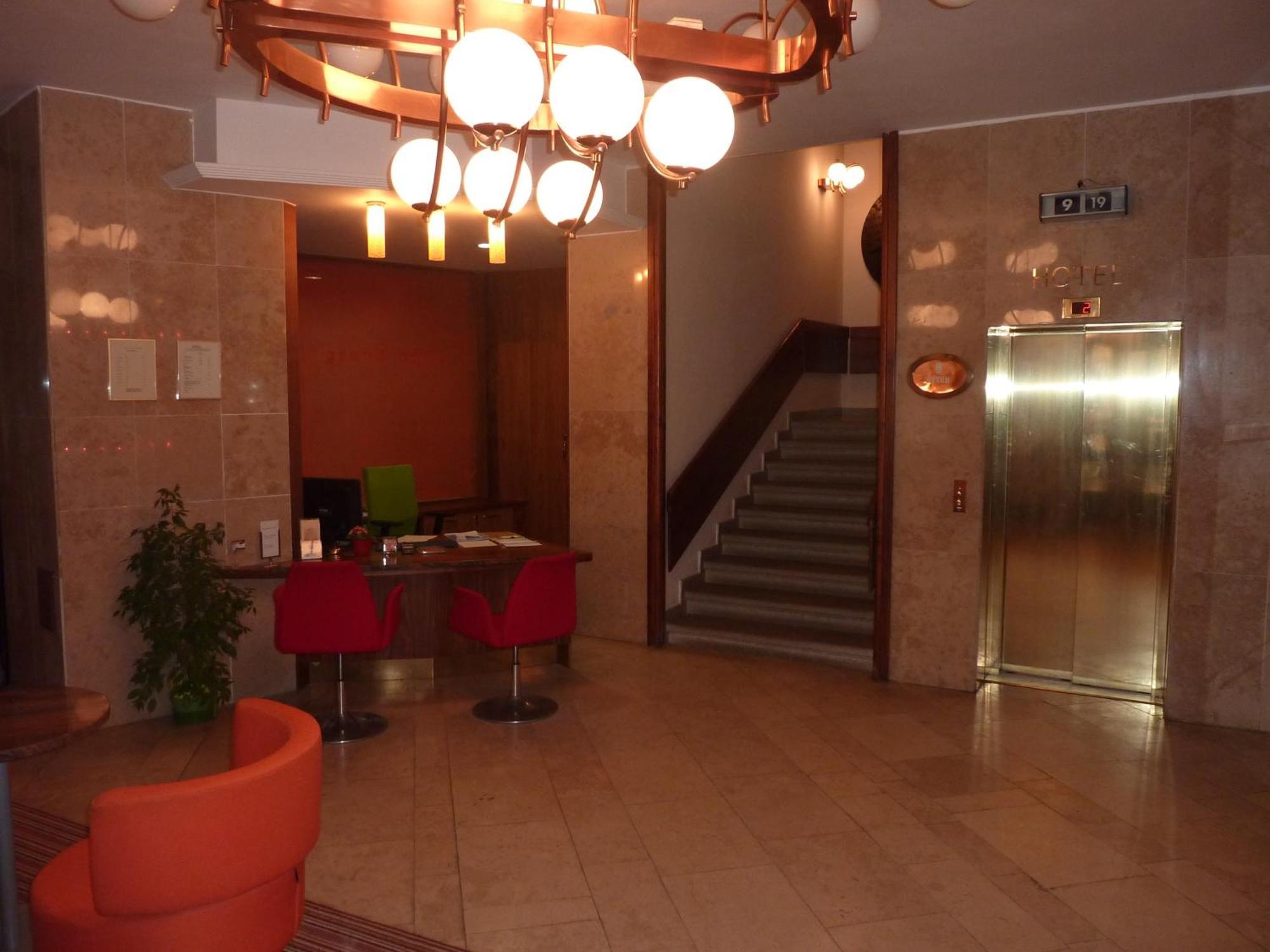 Grandhotel Garni Jihlava Luaran gambar