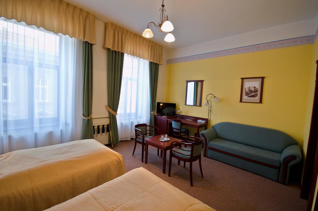 Grandhotel Garni Jihlava Luaran gambar