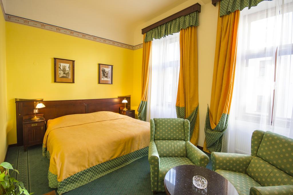 Grandhotel Garni Jihlava Luaran gambar