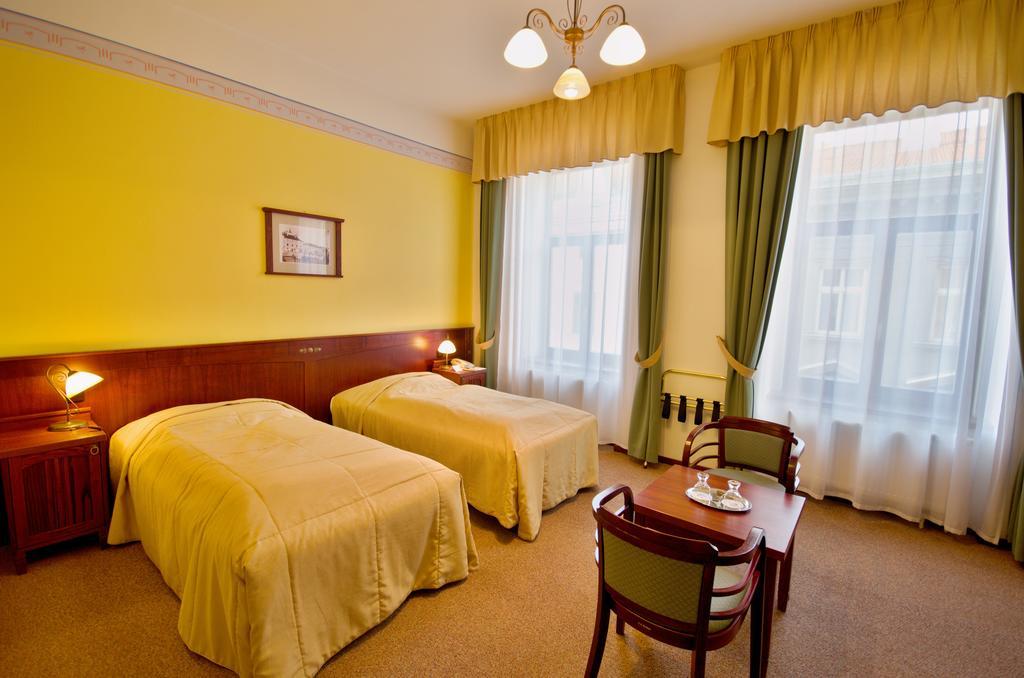 Grandhotel Garni Jihlava Luaran gambar