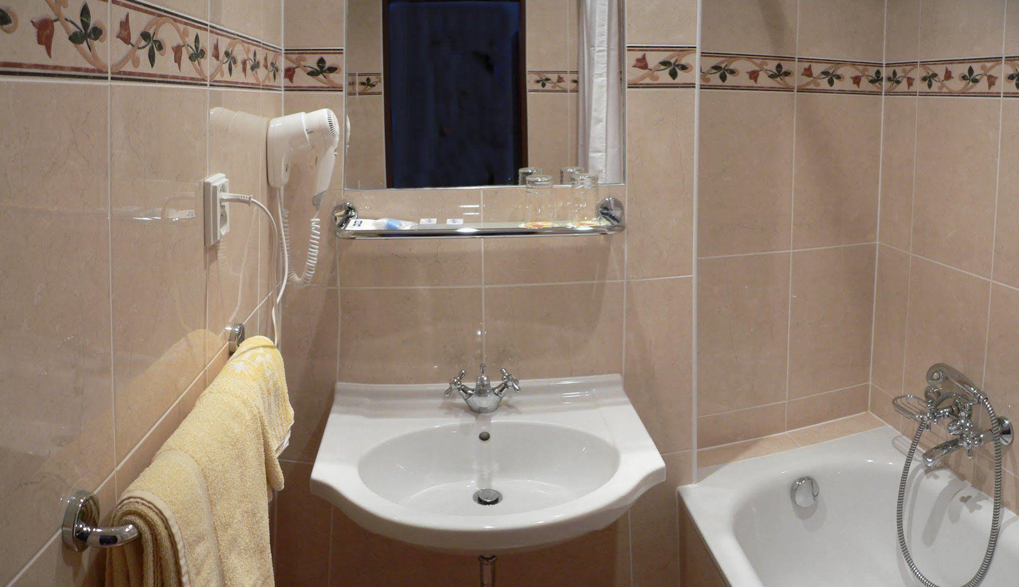 Grandhotel Garni Jihlava Luaran gambar