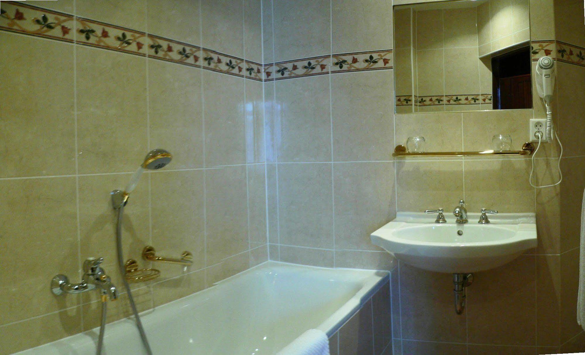 Grandhotel Garni Jihlava Luaran gambar