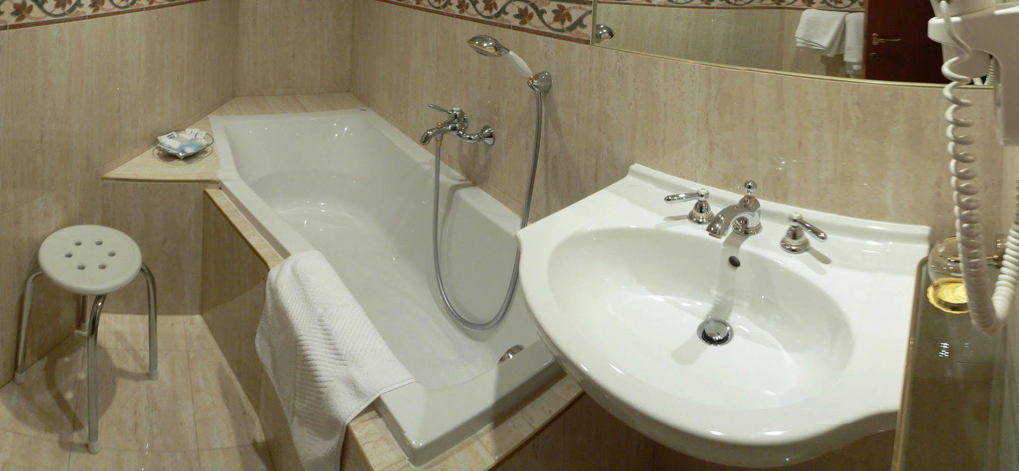 Grandhotel Garni Jihlava Luaran gambar